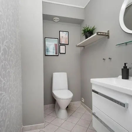 Moderne Og Elegant Apartment